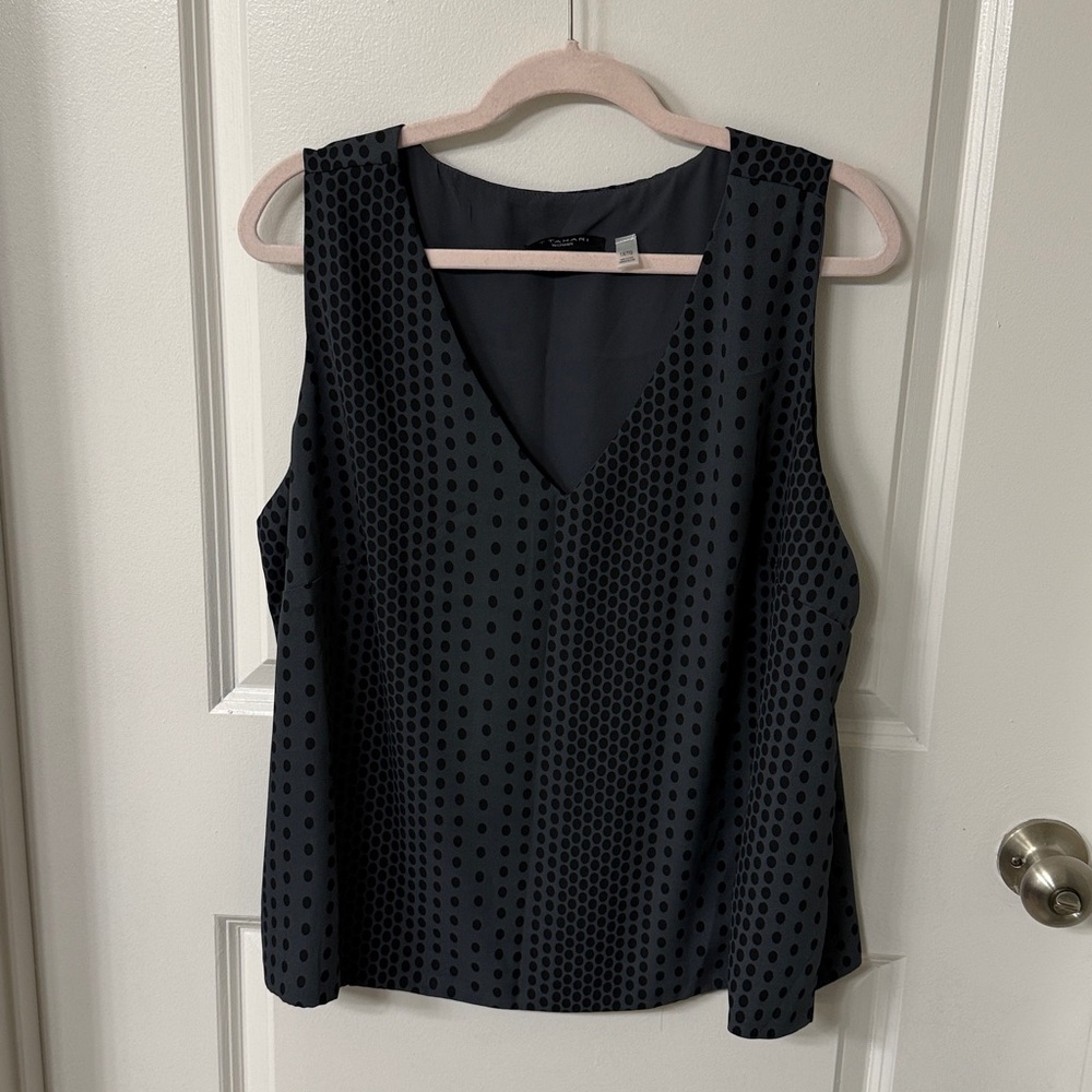 T Tahari Grey Polka Dot V-Neck Blouse